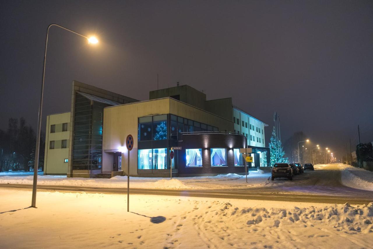 Hotel Tigra Priekuļi Exterior foto
