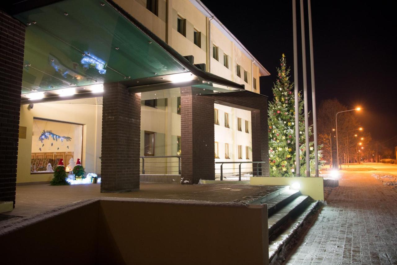 Hotel Tigra Priekuļi Exterior foto